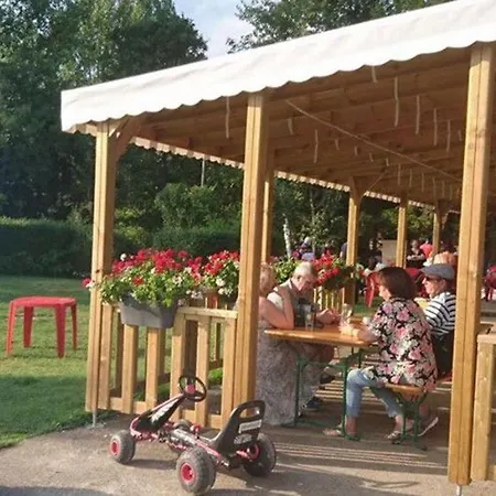 Mobil 4 - Terrasse - 8 Pers - Api-1-52-700 Campingplads *